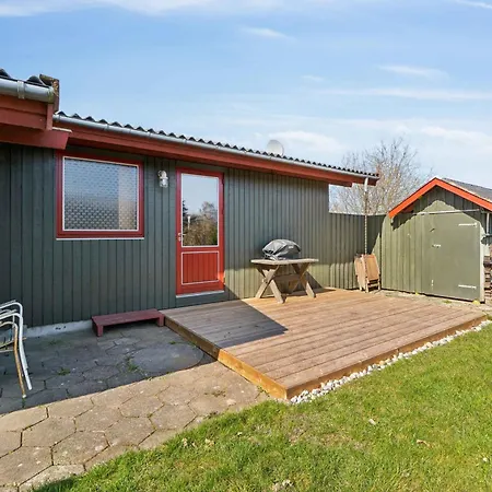 Cozy With A Beautiful View, Holiday home Tranekaer